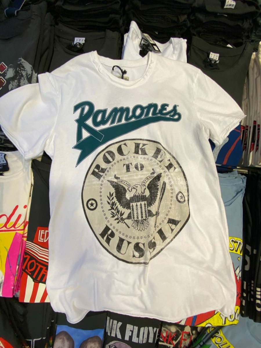 Men'S T-Shirts * | Store Ramones T-Shirt Rocket To Russia